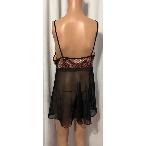 Beautiful Vintage Rare Expressions by California Dynasty Black with Animal Print - Picture 2 of 5